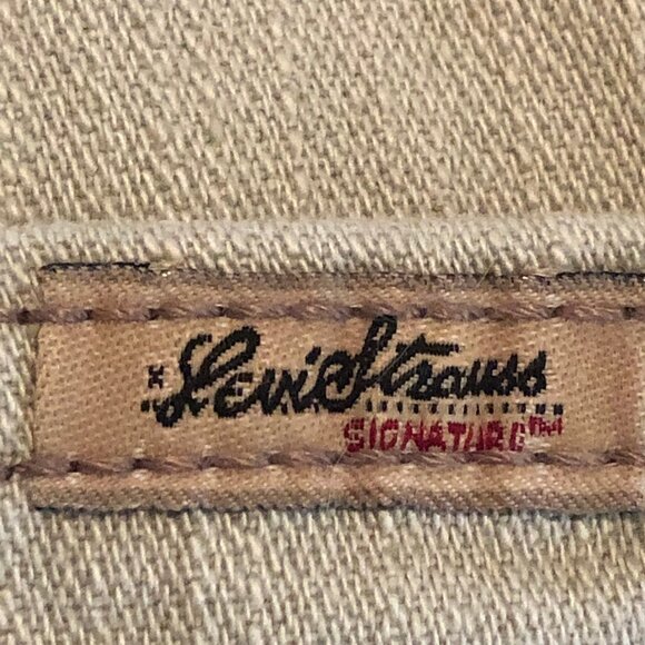 Own a Piece of Denim History: Authentic Levi's Wide-Leg Woven Cotton Pants! - Picture 8 of 10